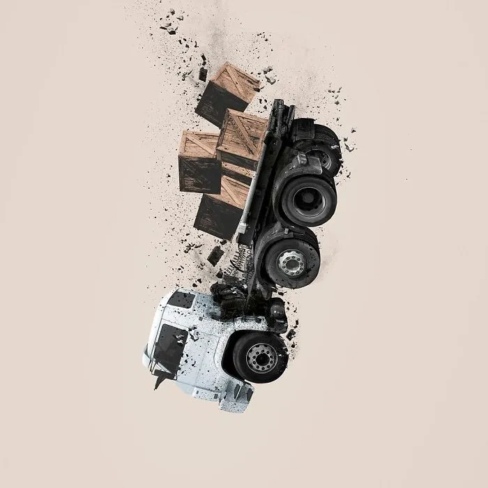 Artist Makes Incredible Manipulations That Will Surely Mess With Your Head