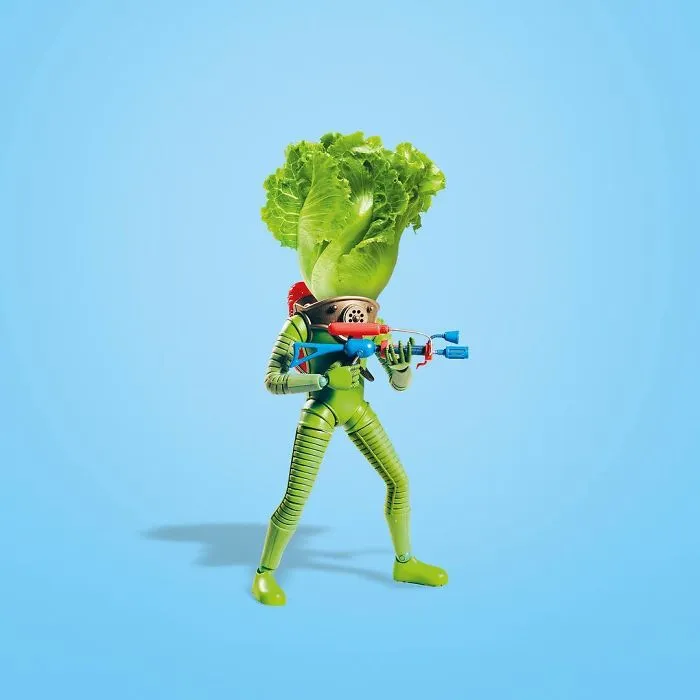 Artist Makes Incredible Manipulations That Will Surely Mess With Your Head