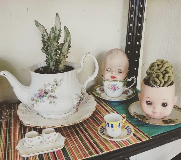 145 People Who Turned Old Dolls Into Planters And Scared The Hell Out Of Their Neighbors