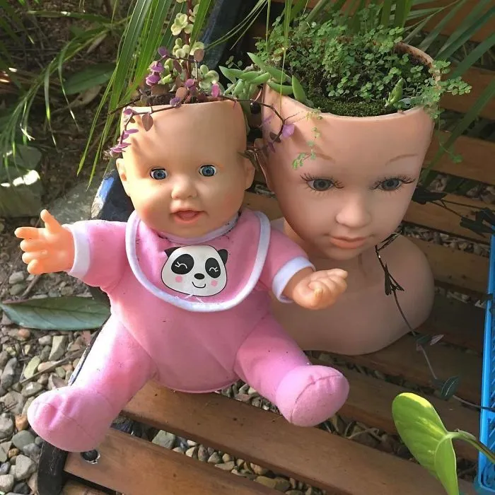 145 People Who Turned Old Dolls Into Planters And Scared The Hell Out Of Their Neighbors
