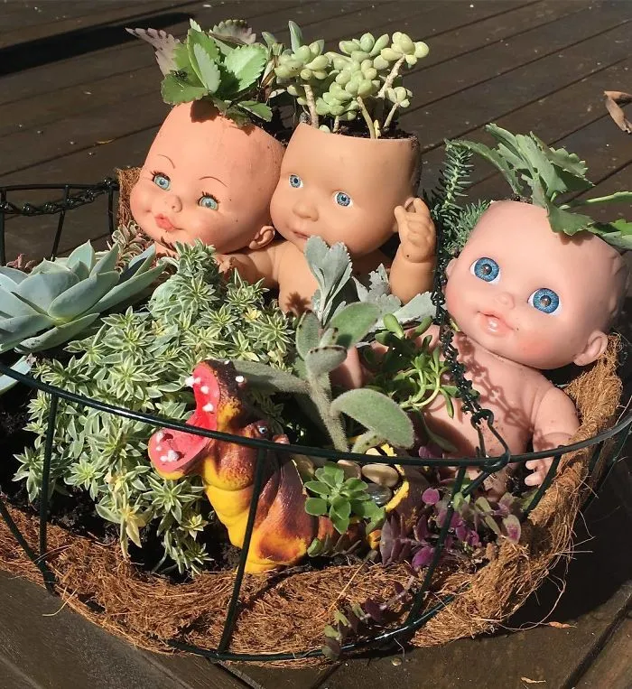 145 People Who Turned Old Dolls Into Planters And Scared The Hell Out Of Their Neighbors