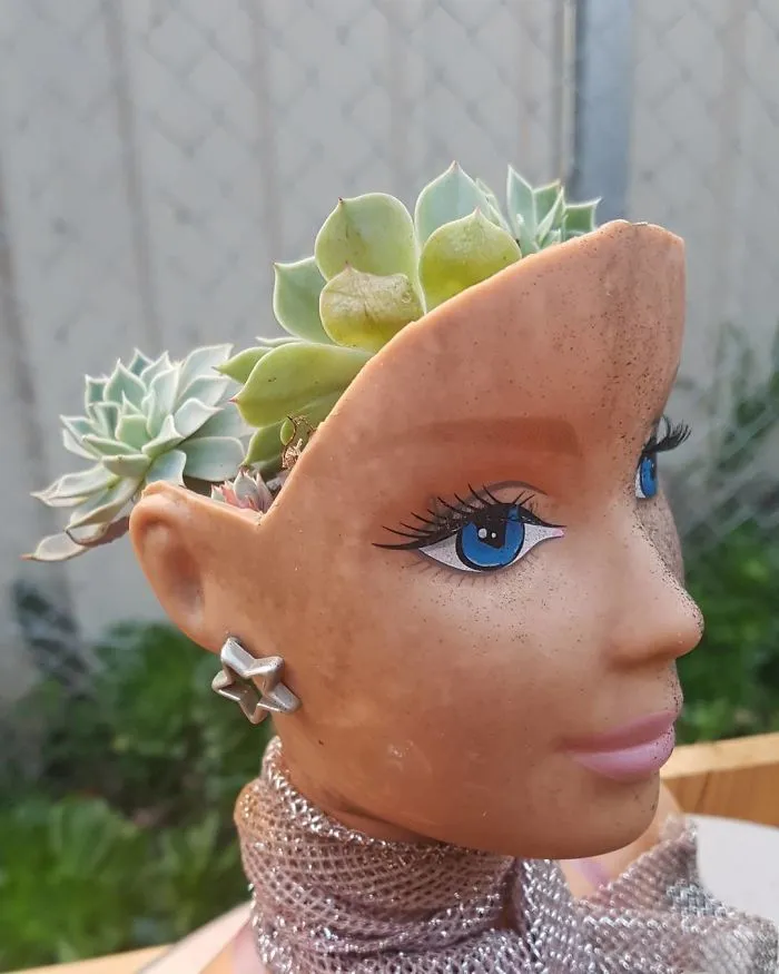 145 People Who Turned Old Dolls Into Planters And Scared The Hell Out Of Their Neighbors