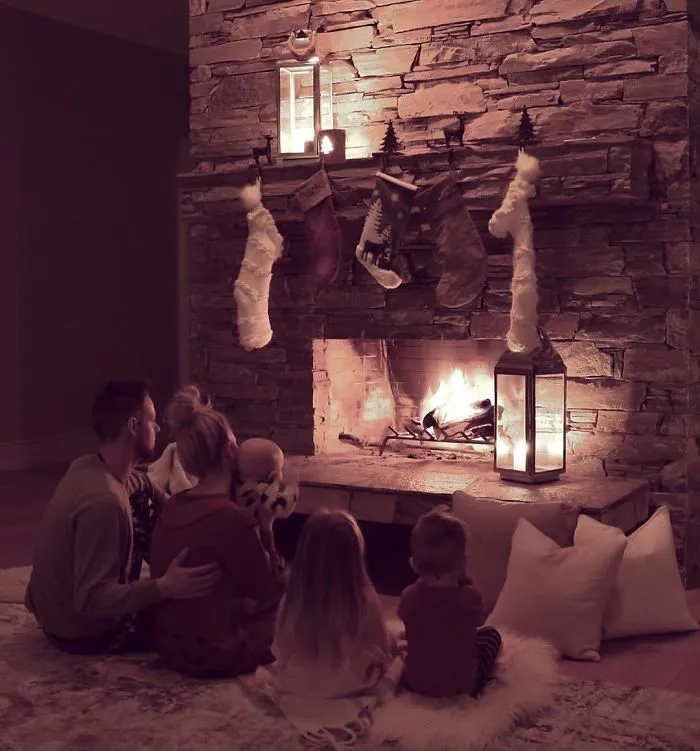 55 Fun Photos Of My Family That I Took To Fight Boredom