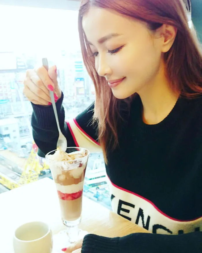 This Japanese Model Revealed Her Actual Age, And Nobody Believed Her