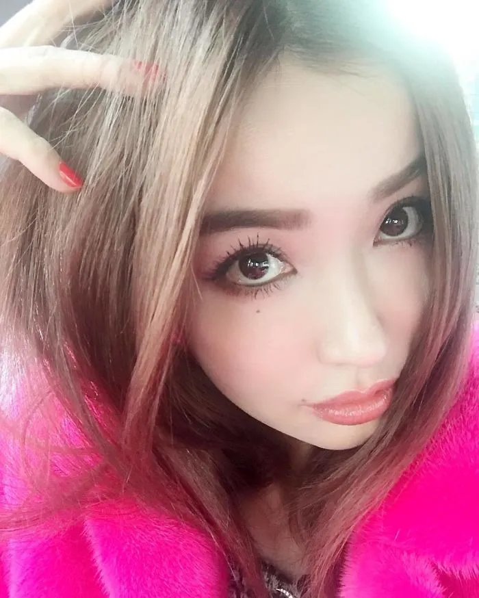 This Japanese Model Revealed Her Actual Age, And Nobody Believed Her