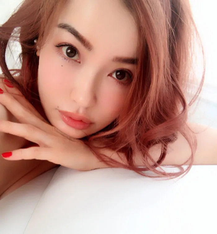 This Japanese Model Revealed Her Actual Age, And Nobody Believed Her