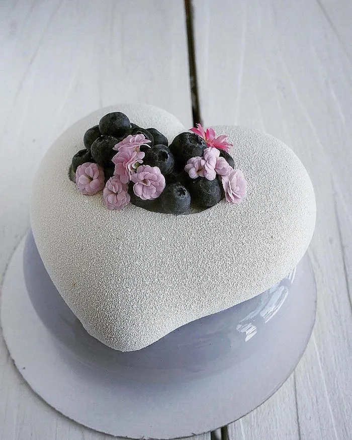 102 Stunning Cakes By Russian Chef That Will Blow You Away
