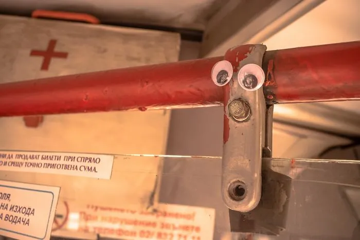 I Bring Bulgarian Streets To Life By Putting Googly Eyes On Random Objects