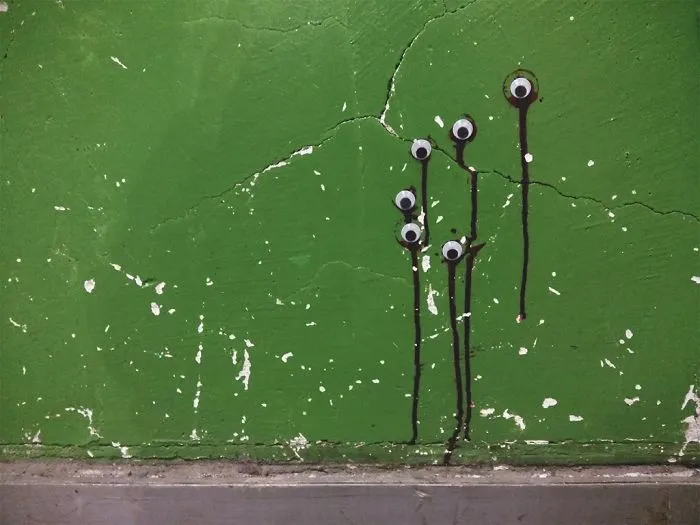 I Bring Bulgarian Streets To Life By Putting Googly Eyes On Random Objects