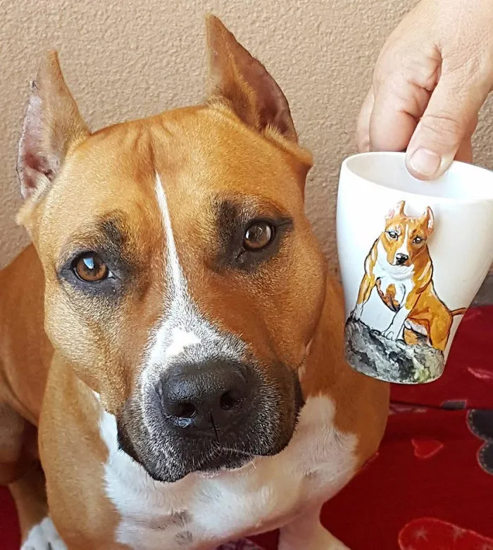 I Create 3D Sculptures Of People's Pets On Mugs Completely By Hand