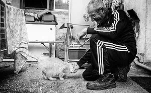 I Photograph Men With Their Cats And The Result Is Cuteness Overload!
