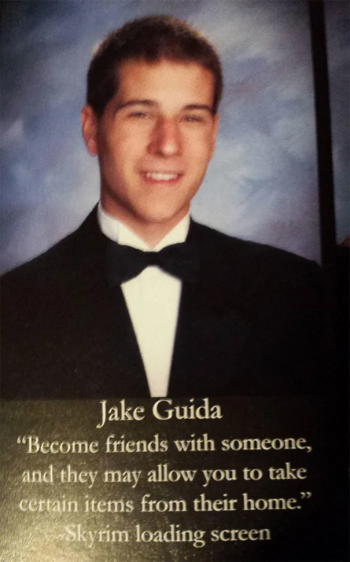 "Hazte amigo de alguien y puede que te dejen llevarte ciertas cosas de su casa" - Pantalla de carga de Skyrim