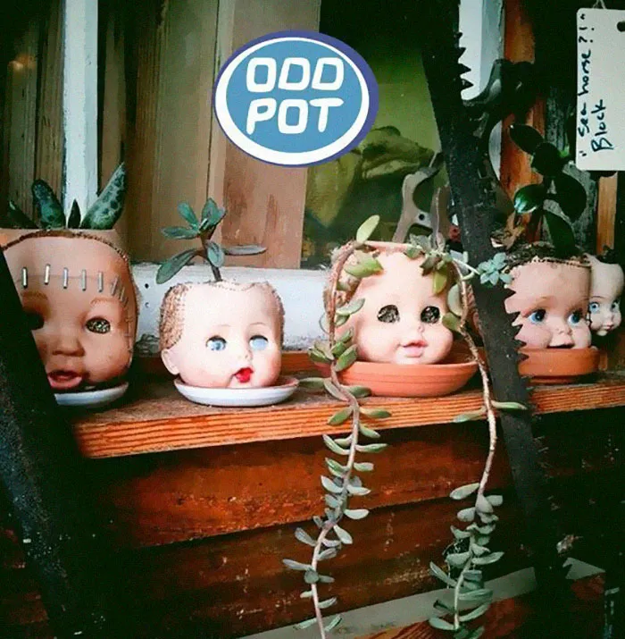 145 People Who Turned Old Dolls Into Planters And Scared The Hell Out Of Their Neighbors