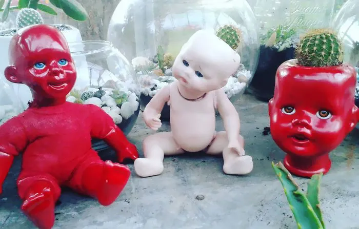 145 People Who Turned Old Dolls Into Planters And Scared The Hell Out Of Their Neighbors