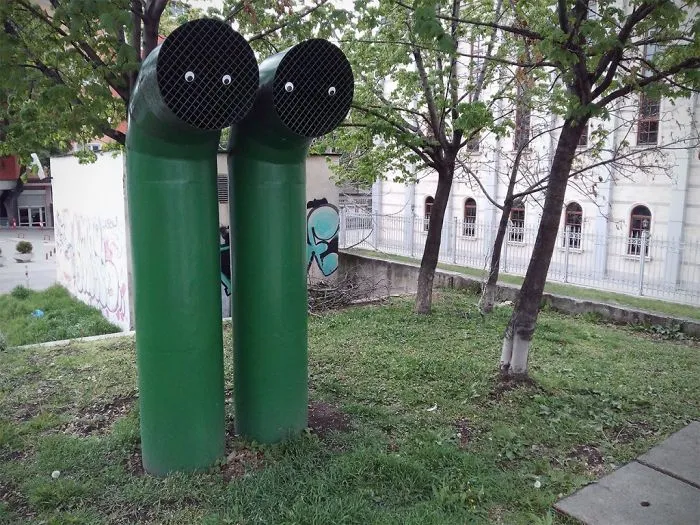 I Bring Bulgarian Streets To Life By Putting Googly Eyes On Random Objects