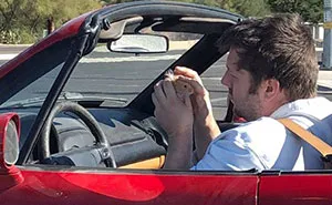 If You Think The World Is A Terrible Place These 47 Wholesome Pics Will Change Your Mind