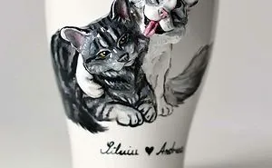 I Create 3D Sculptures Of People's Pets On Mugs Completely By Hand