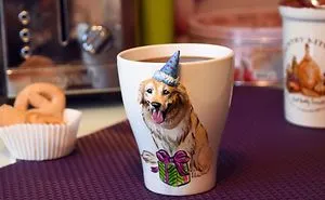 I Create 3D Sculptures Of People's Pets On Mugs Completely By Hand