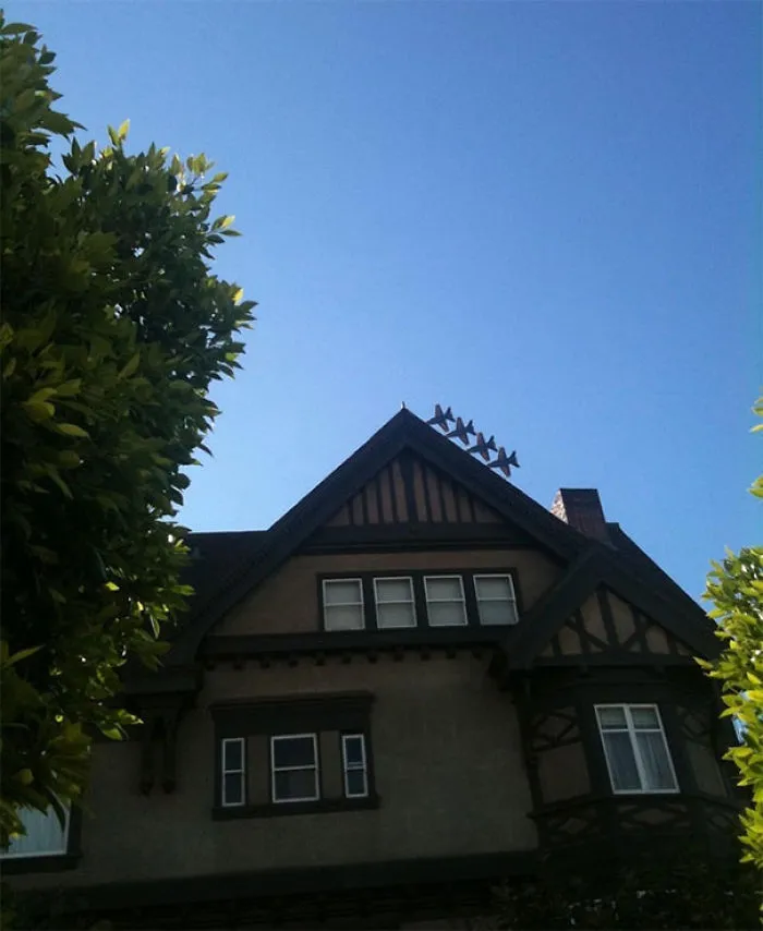 The Way Blue Angels Align With Roof Top
