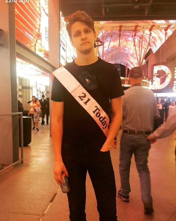 Mi novia pilló en la foto a un carterista en acción