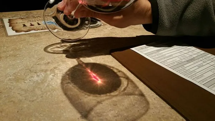 He encontrado el ojo de Sauron durante una cata de vinos