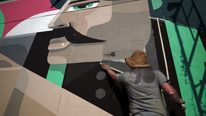 South African Artist Heads To Strasburg, Virginia In The Usa To Complete Mural Project.