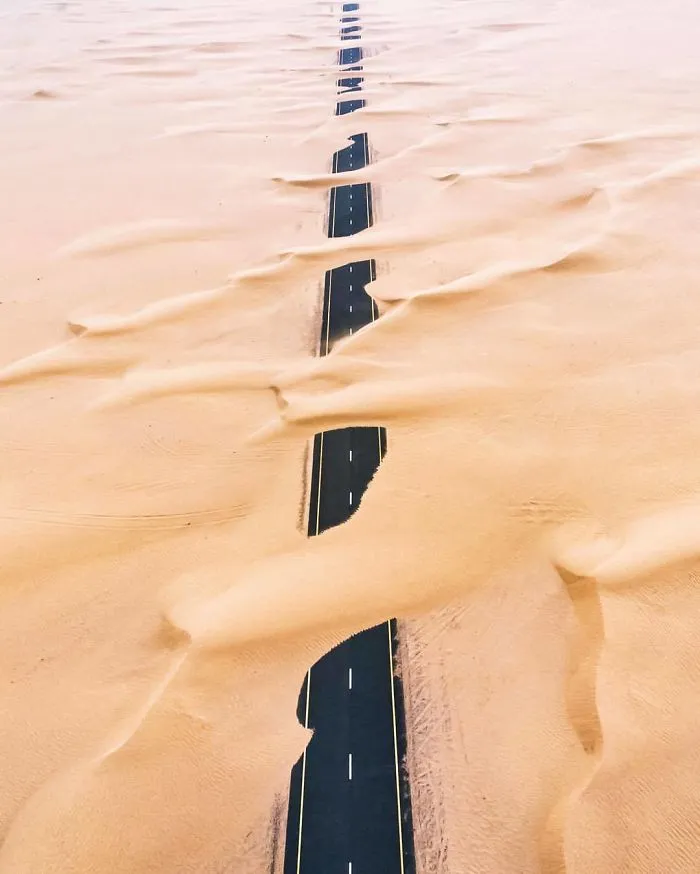 Wandering Sands (Dubai, United Arab Emirates)