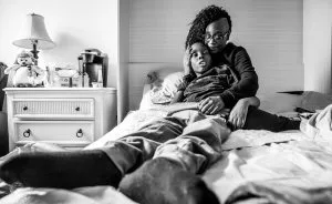 53 Untold Stories Of Everyday Life That I Explain In Black And White Photos