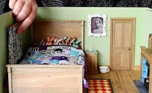 I Found Healing In My New Passion - Building Dioramas, Room Boxes From Scratch