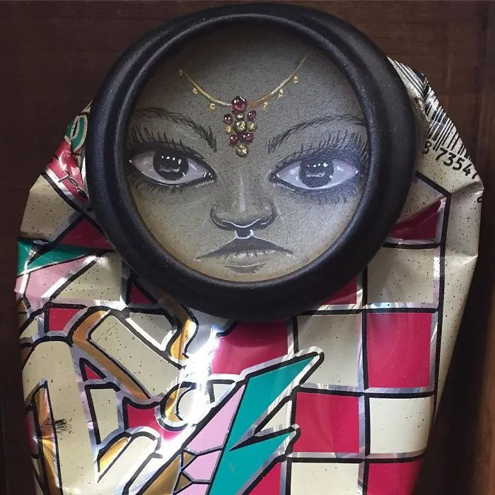 Artist Leaves His Paintings For People To Find After Getting Rejected By Art Galleries