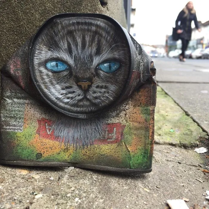 Artist Leaves His Paintings For People To Find After Getting Rejected By Art Galleries