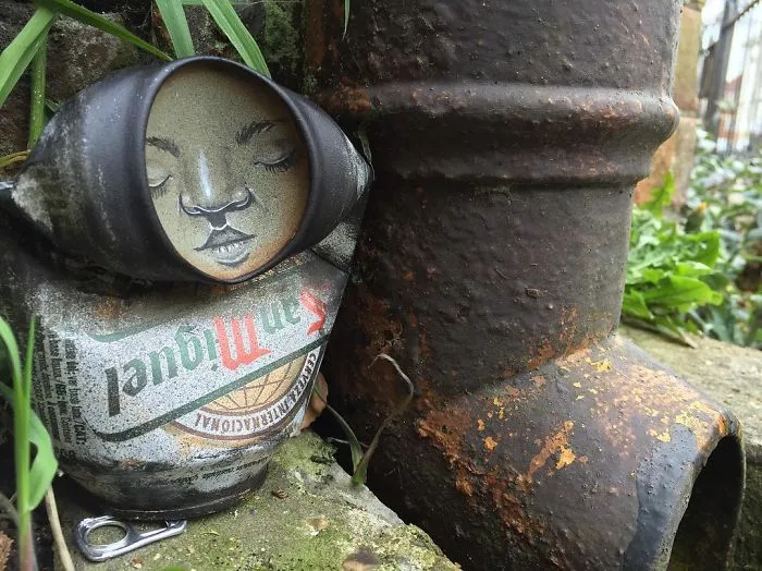 Artist Leaves His Paintings For People To Find After Getting Rejected By Art Galleries