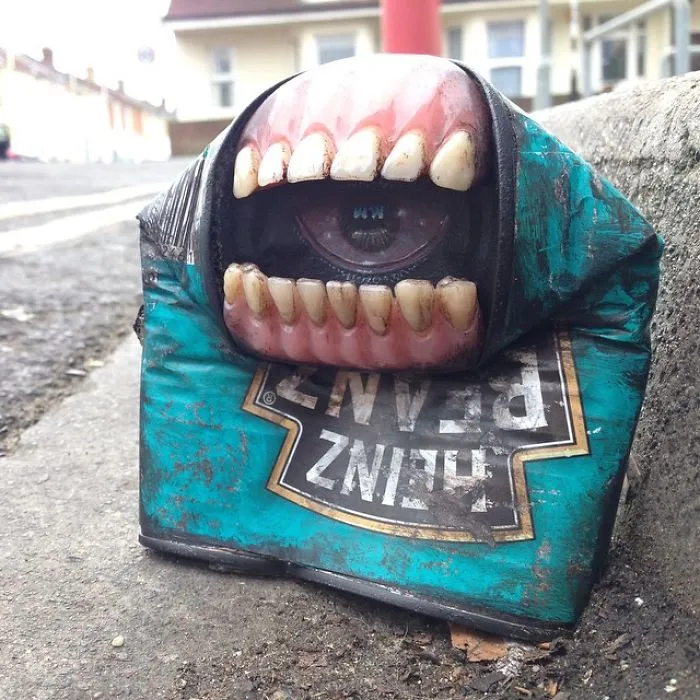 Artist Leaves His Paintings For People To Find After Getting Rejected By Art Galleries