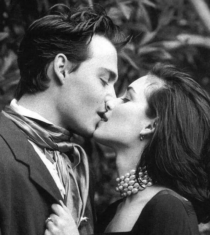 Johnny Depp & Winona Ryder en 1991, por Herb Ritts para Vogue UK
