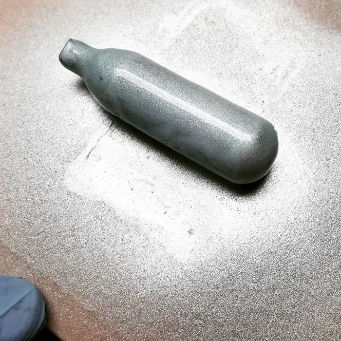 Tanque de nitrógeno hecho de bombón