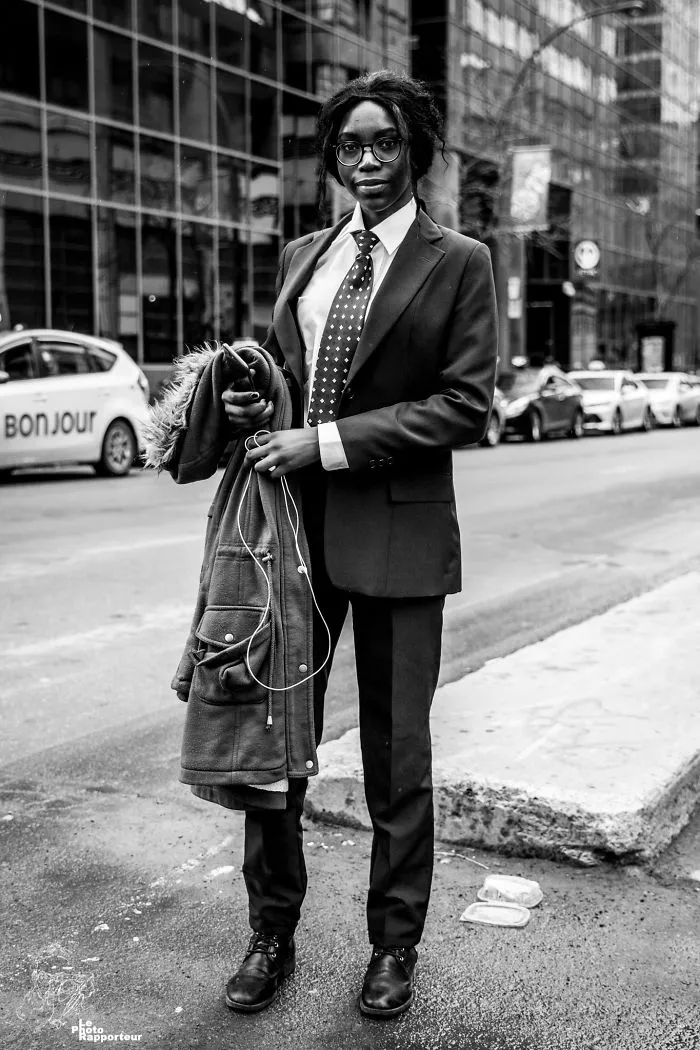 On Wednesday, April 25th 2018 At 2:32pm, A Woman Security Guard Was On Her Way To Her Shift At Work In A Downtown Tower Building, Wearing A Suit And Tie