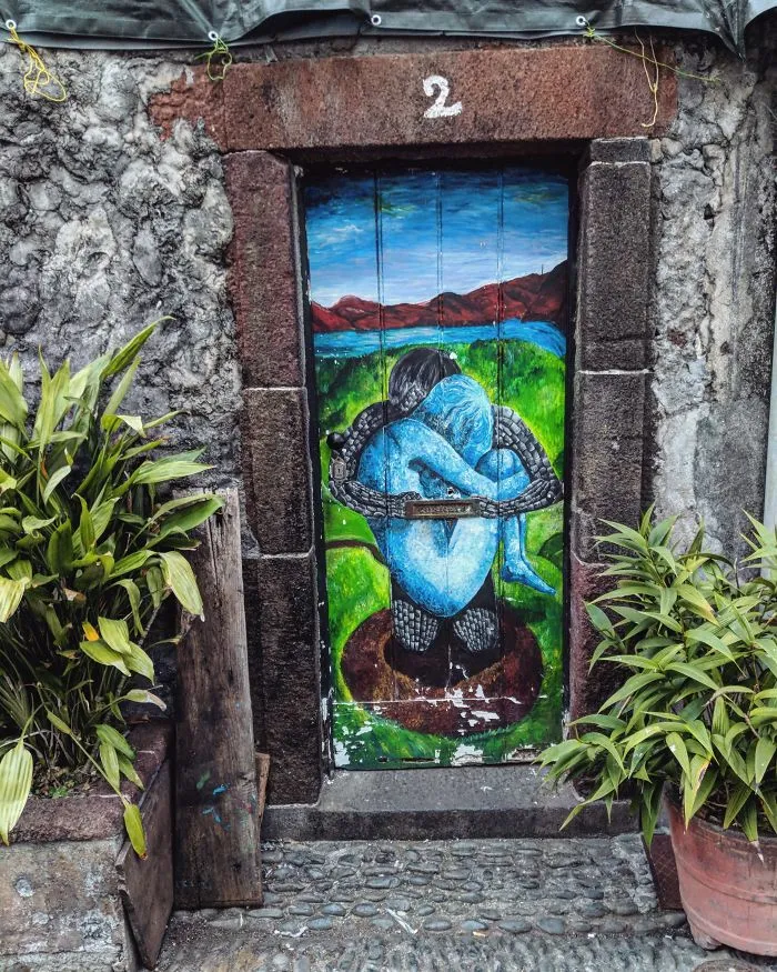 The Painted Doors Project: I Took Pictures Of Beautiful Doors In Madeira (27 Pics)
