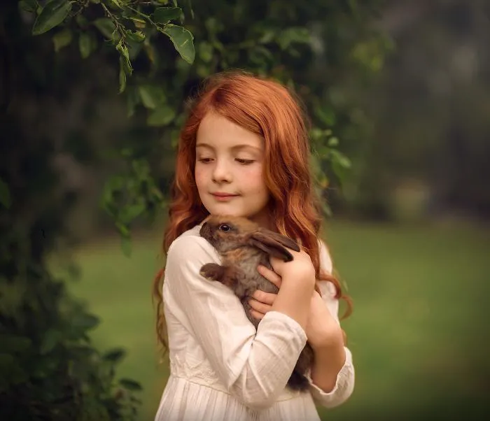 My Daughter Has A Special Bond With Animals And I Capture It In My Photos (20 Pics)