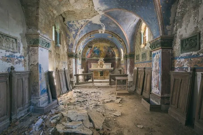 Capilla dorada, Francia