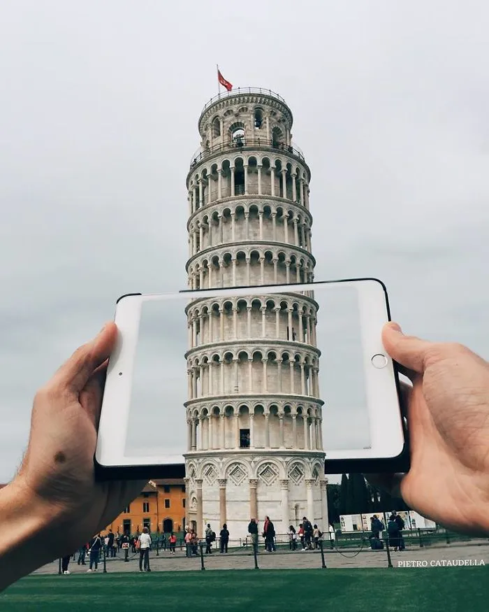 Artist Blends His Drawings With Photography To Mess With Your Brain