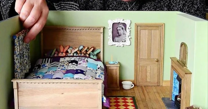 I Found Healing In My New Passion - Building Dioramas, Room Boxes From Scratch