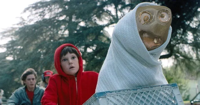 Someone Found This Unusual Rock And Posted On Internet, Began One Of The Funniest Photoshop Battles Ever