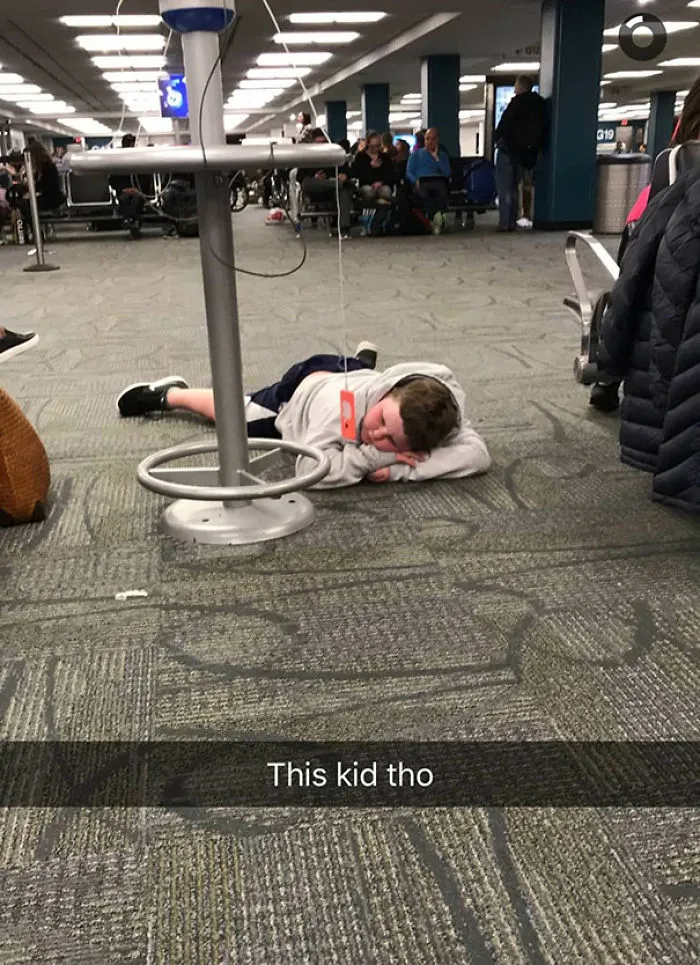 Niño viviendo en el futuro