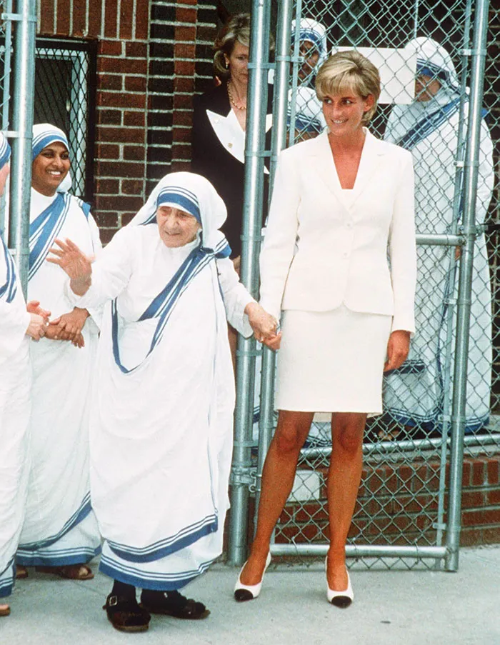 Princess Diana And Mother Teresa Died Days Apart In 1997