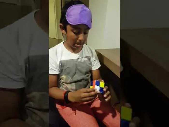 10 Year Old Solving Rubik's Cube Blindfolded In 22 Seconds