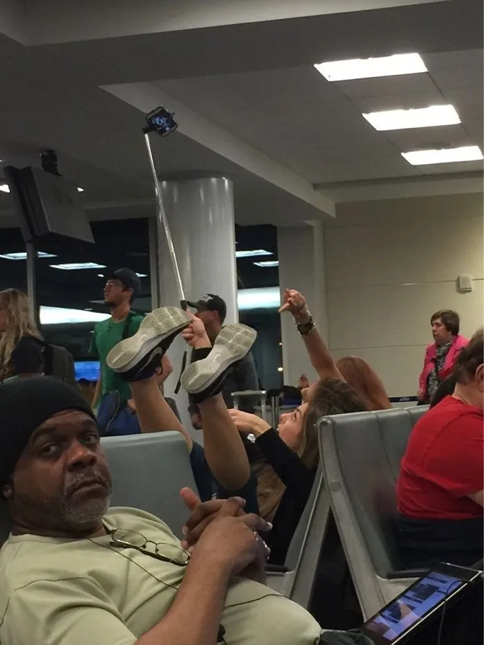 Ah The Ole Selfie At The Airport