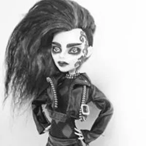 Lelle Doll