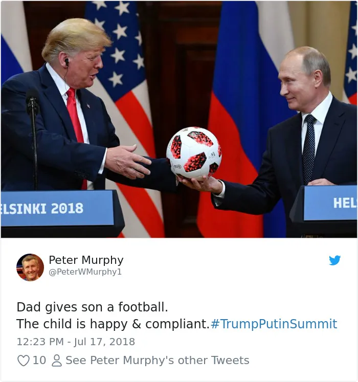 Papá dándole una pelota a su hijo. Ahora el niño está contento