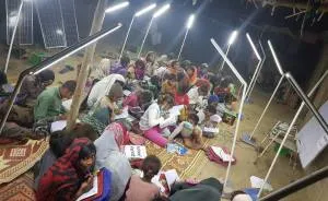 Pakistan's First Solar Night School, Perfect Solution To Educate 23 Million Out-Of-School Children