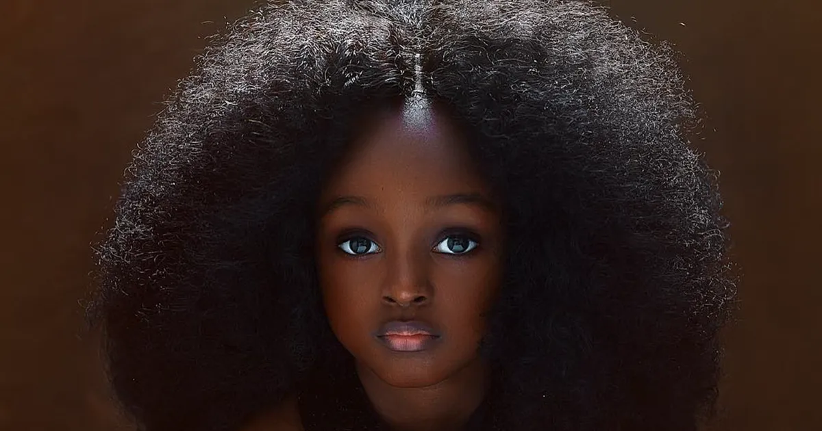 Esta niña nigeriana ha sido llamada la "más bonita del mundo", pero algunos lo consideran erróneo